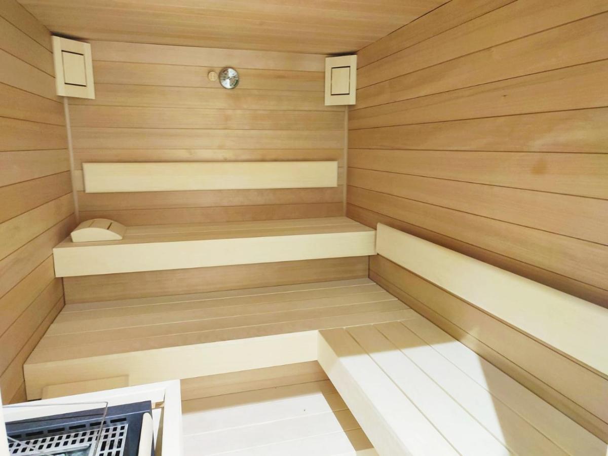 Panorama Apartment Vienna - Free Parking, Sauna & Fitness Exterior photo